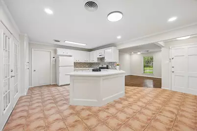 5615 Burlinghall Drive, Houston, TX 77035 - Photo 3