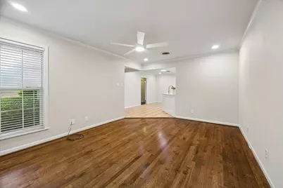 5615 Burlinghall Drive, Houston, TX 77035 - Photo 9