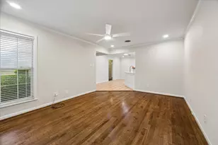 5615 Burlinghall Dr, Houston, TX 77035 - Photo 9