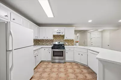 5615 Burlinghall Drive, Houston, TX 77035 - Photo 7