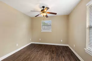 704 Jewett St, Houston, TX 77009 - Photo 25