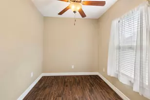 704 Jewett St, Houston, TX 77009 - Photo 29