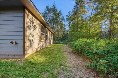 15082 Arrowhead Loop E, Willis, TX 77378 - Photo 23