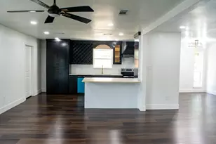 5446 Loch Lomond Dr, Houston, TX 77096 - Photo 7