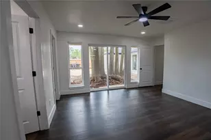 5446 Loch Lomond Dr, Houston, TX 77096 - Photo 5