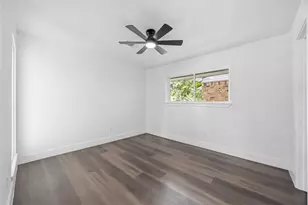 5446 Loch Lomond Dr, Houston, TX 77096 - Photo 15