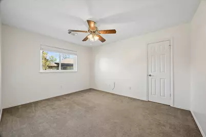 711 Flower Field Court, Pearland, TX 77584 - Photo 13