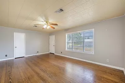242 W Fannin, La Grange, TX 78945 - Photo 9