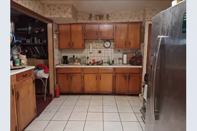 6043 Doulton Drive, Houston, TX 77033 - Photo 3