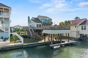 21812 Frio Dr, Galveston, TX 77554 - Photo 7