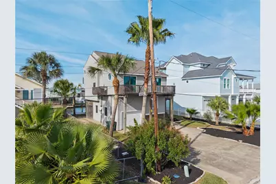 21812 Frio Drive, Galveston, TX 77554 - Photo 9