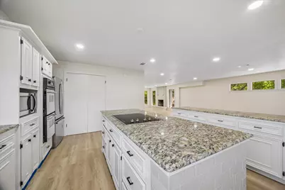 190 Dawns Edge Drive, Conroe, TX 77356 - Photo 7