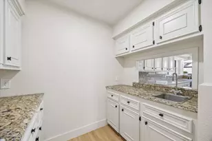 190 Dawns Edge Dr, Conroe, TX 77356 - Photo 11