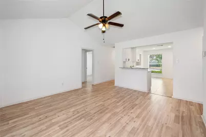 1 Ollerton Drive, Conroe, TX 77303 - Photo 11
