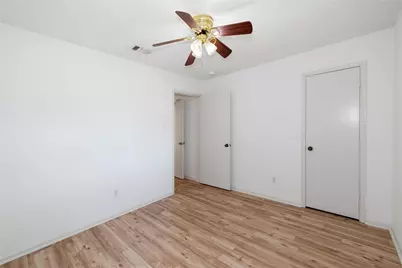 1 Ollerton Drive, Conroe, TX 77303 - Photo 19
