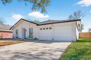 12043 Corona Ln, Houston, TX 77072 - Photo 5