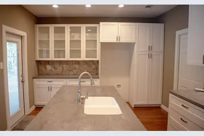 9 Huntsmans Horn Circle, The Woodlands, TX 77380 - Photo 13