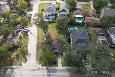 903 W 43rd Street, Houston, TX 77018 - Photo 1