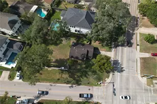 903 W 43rd St, Houston, TX 77018 - Photo 15