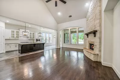 5923 Quiet Point Lane, Sugar Land, TX 77479 - Photo 7