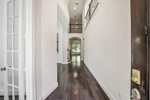 5923 Quiet Point Ln, Sugar Land, TX 77479 - Photo 3