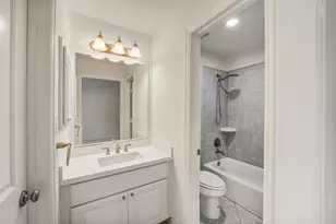 5923 Quiet Point Ln, Sugar Land, TX 77479 - Photo 39