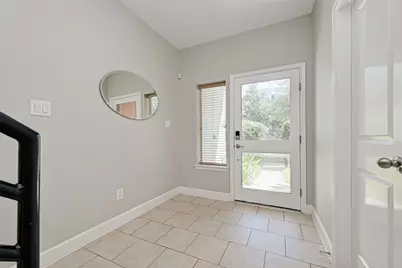 2748 Clay Street, Houston, TX 77003 - Photo 3