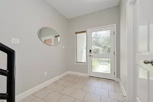 2748 Clay St, Houston, TX 77003 - Photo 3