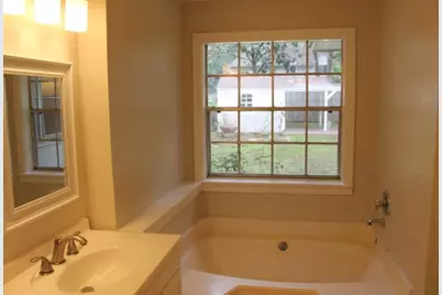 4906 Havenwoods Drive, Houston, TX 77066 - Photo 11