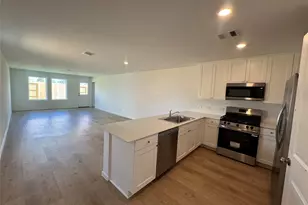 13351 Wind Field Dr, Montgomery, TX 77316 - Photo 5