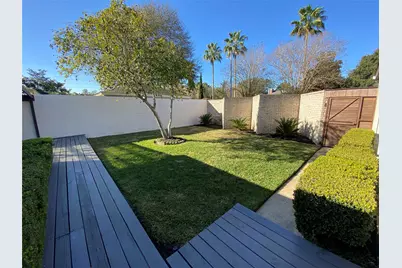 8310 Spring Wind Drive, Houston, TX 77040 - Photo 17