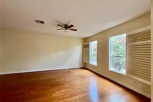 1708 Elgin St, Houston, TX 77004 - Photo 5