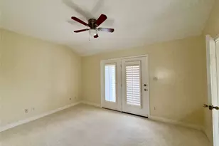 1708 Elgin St, Houston, TX 77004 - Photo 11