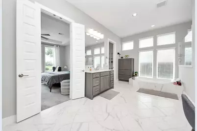 6535 Woodleaf Lake Loop, Katy, TX 77493 - Photo 21