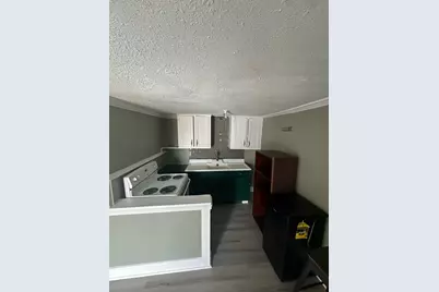906 1/2 Panama Street #A, Houston, TX 77009 - Photo 5