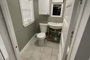 906 1/2 Panama St, Houston, TX 77009 - Photo 9