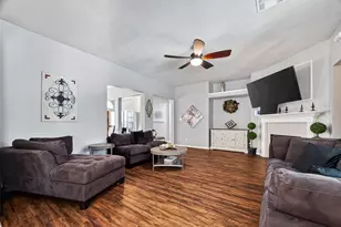 3115 Millbrook Dr, Pearland, TX 77584 - Photo 11