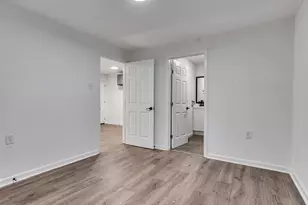 2416 Cumberland Rear St, Houston, TX 77023 - Photo 11
