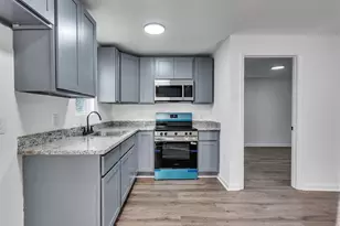 2416 Cumberland Rear St, Houston, TX 77023 - Photo 7