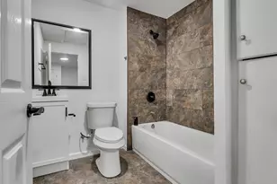 2416 Cumberland Rear St, Houston, TX 77023 - Photo 3