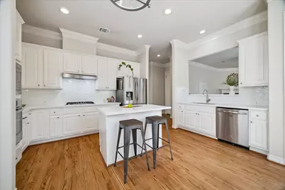 5638 Avalon Way, Houston, TX 77057 - Photo 9