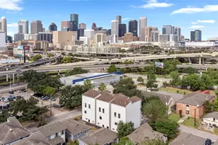 2104 Webster St, Houston, TX 77003 - Photo 5