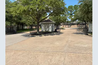 3310 Manor Tree Lane, Houston, TX 77068 - Photo 37