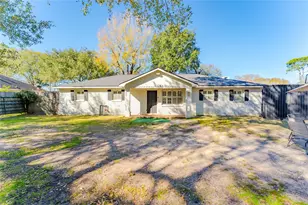 11407 Iberia Dr, Houston, TX 77065 - Photo 9