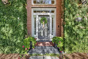 6515 Lussier Dr, Sugar Land, TX 77479 - Photo 3