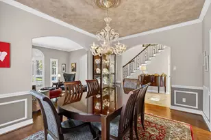 6515 Lussier Dr, Sugar Land, TX 77479 - Photo 9