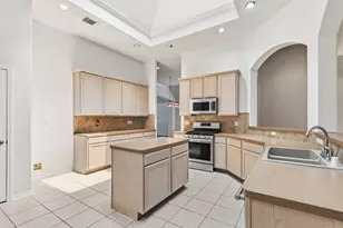 31235 Windcrest Park Ln, Spring, TX 77386 - Photo 9