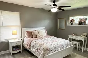 823 Globe St, Houston, TX 77034 - Photo 3