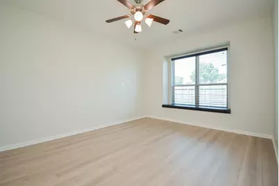 6403 Edinburgh Court, Sugar Land, TX 77479 - Photo 13
