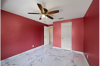 5718 Greencraig Drive, Houston, TX 77035 - Photo 19
